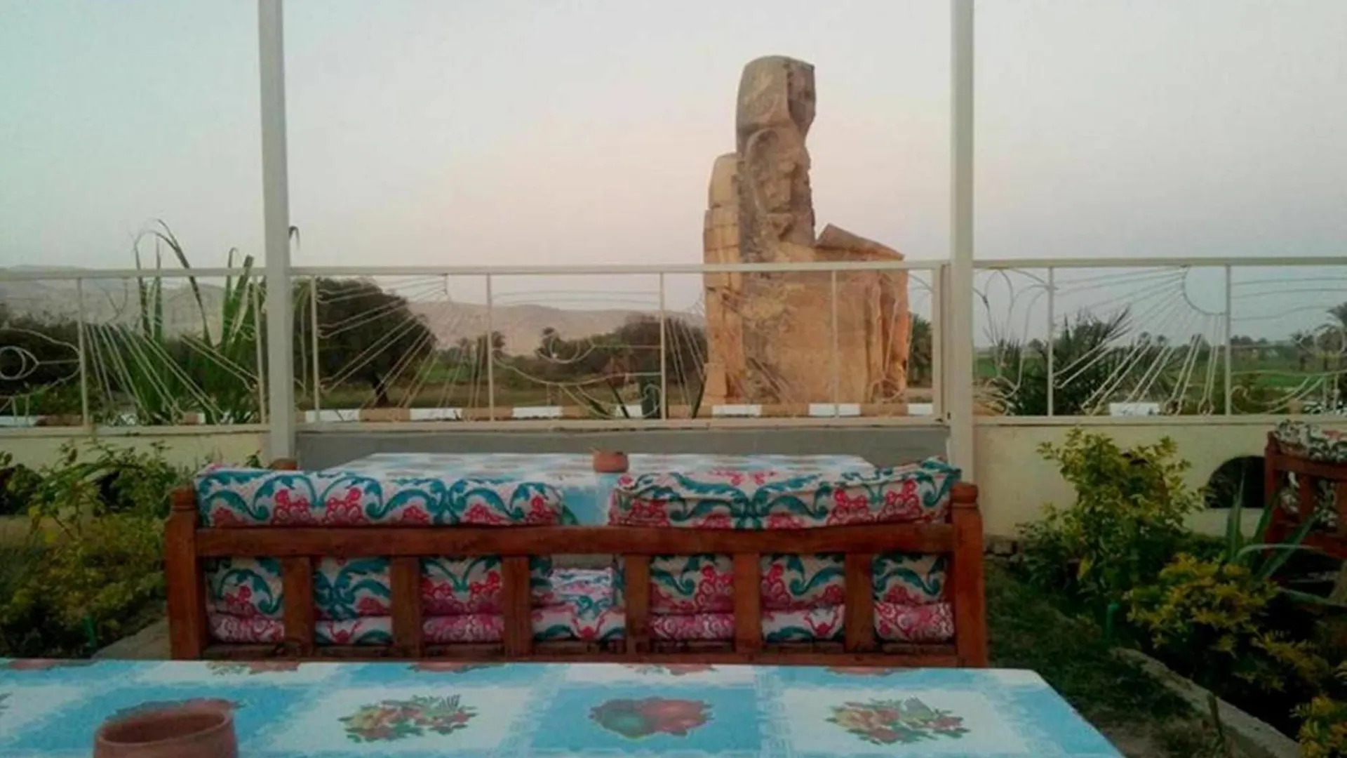 Memnon Hotel Luxor